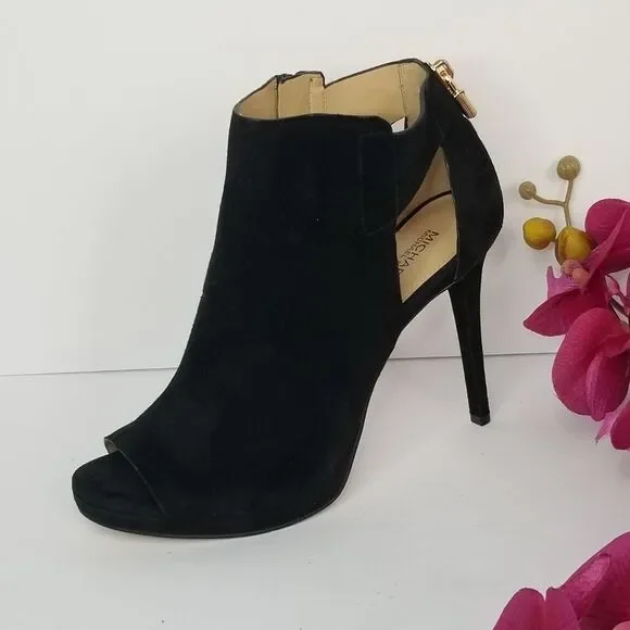 COPY - 🆕️Michael Chic Black Booties - Picture 4 of 10